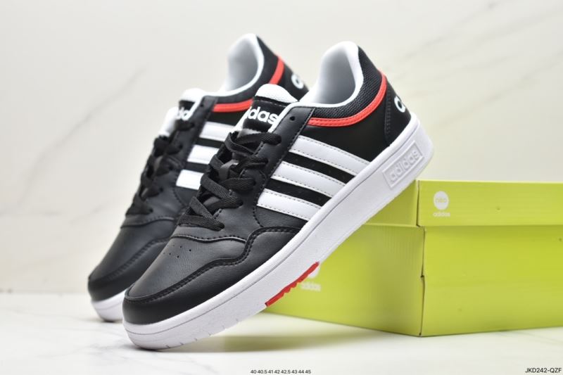 Adidas Sneakers